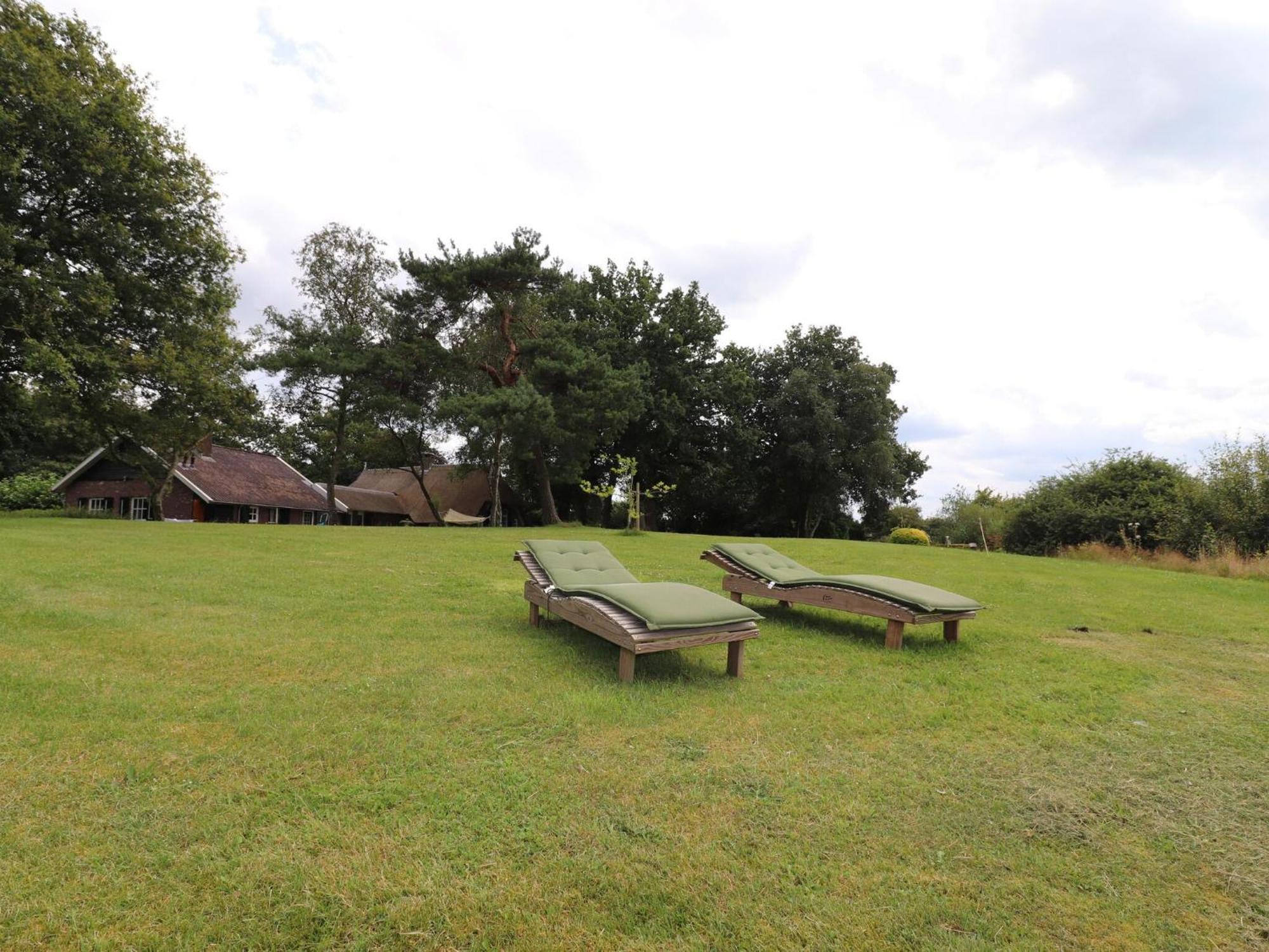 Villa On An Estate In Rheezerveen With Garden מראה חיצוני תמונה